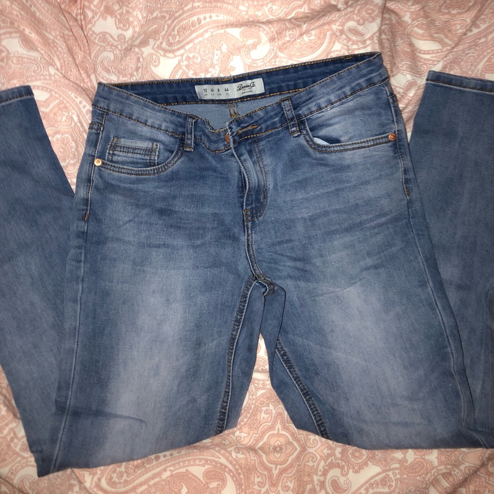 Light jeans